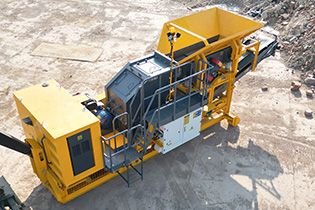 New Transportable Hook-Lift Impact Crusher 2